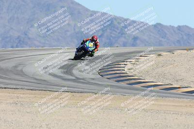 media/Oct-05-2025-CVMA (Sun) [[beeef4f201]]/Race 11-500-400(4)-350 Supersport/
